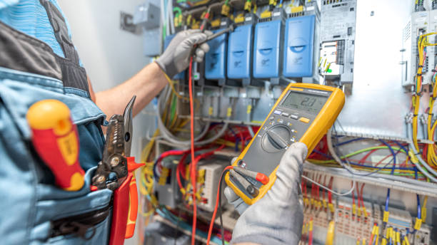 Best Circuit Breaker Repair  in Red Bay, AL